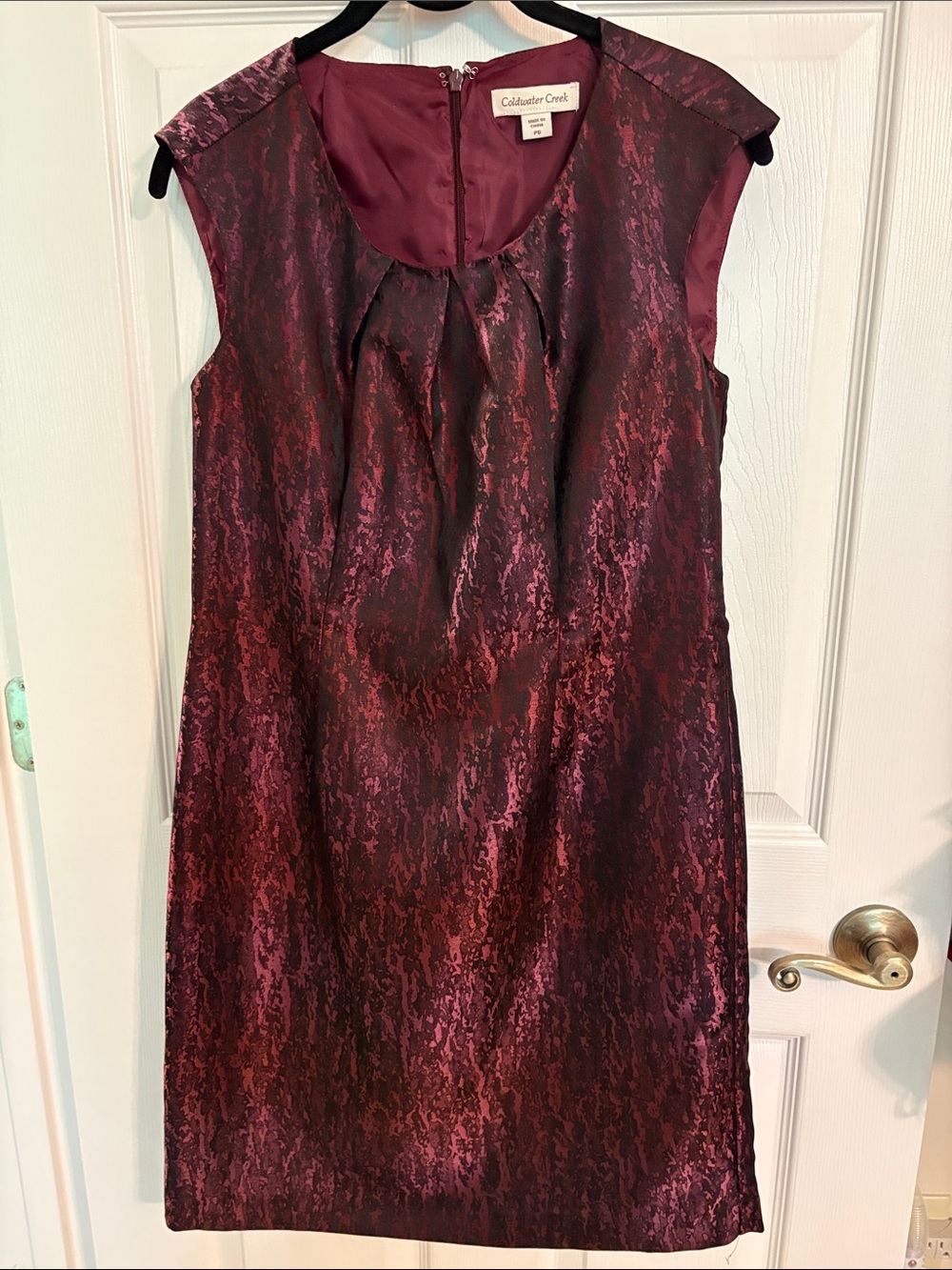 Coldwater Creek Sleeveless Ruby-Black Textured Sheath Dress